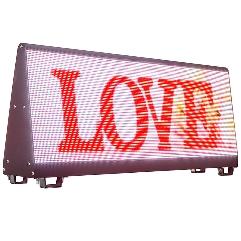 High-visibility car roof sign for advertising