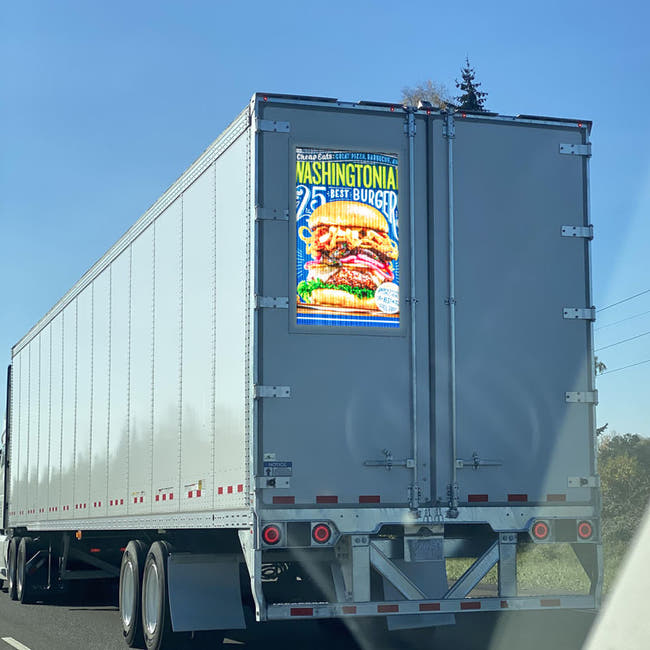 LED_Truck_Signs_for_Marketing_in_the_USA Secondary image
