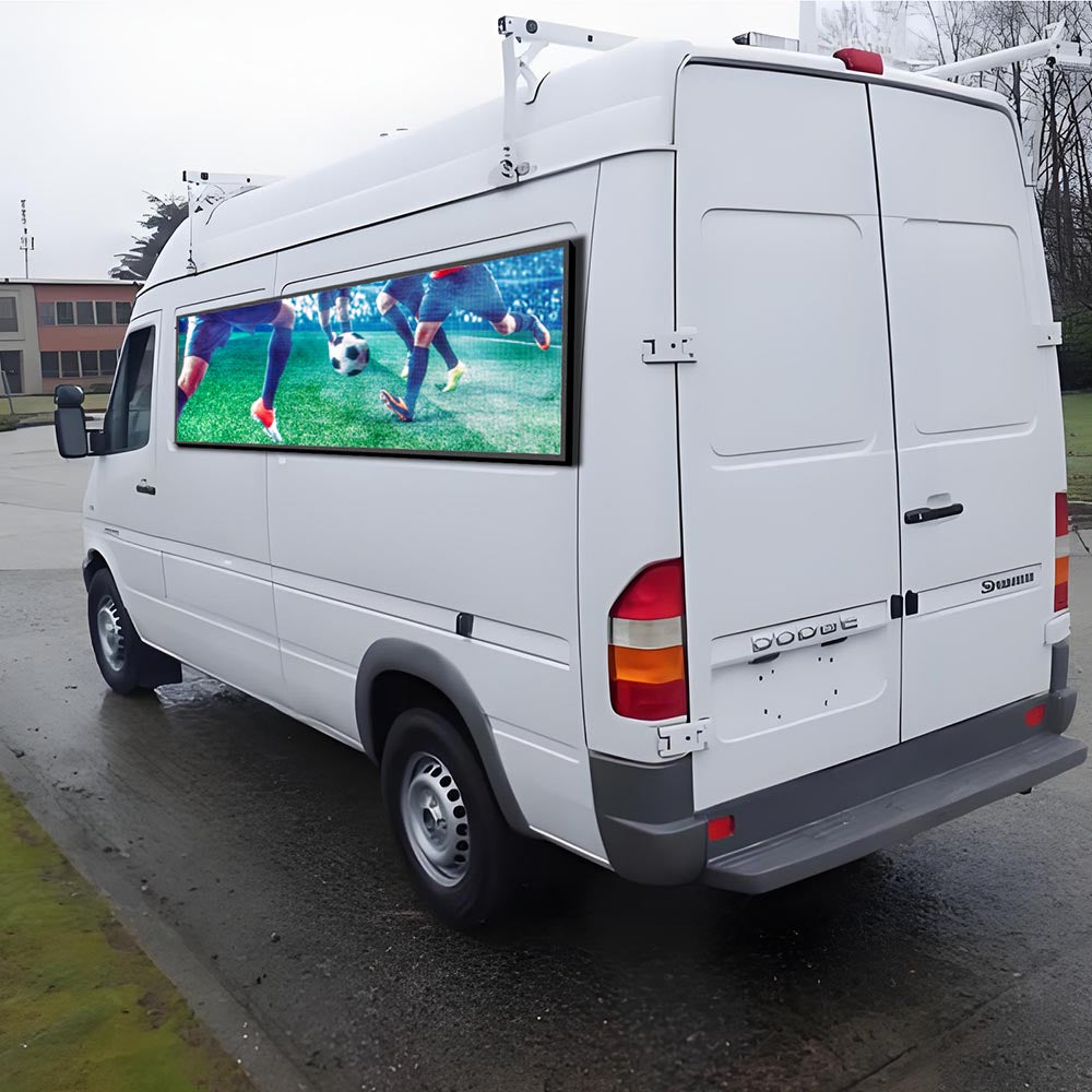 Professional_vehicle_LED_advertising_screen_IP65_waterproof_full-color_display_for_mobile_billboard_marketing