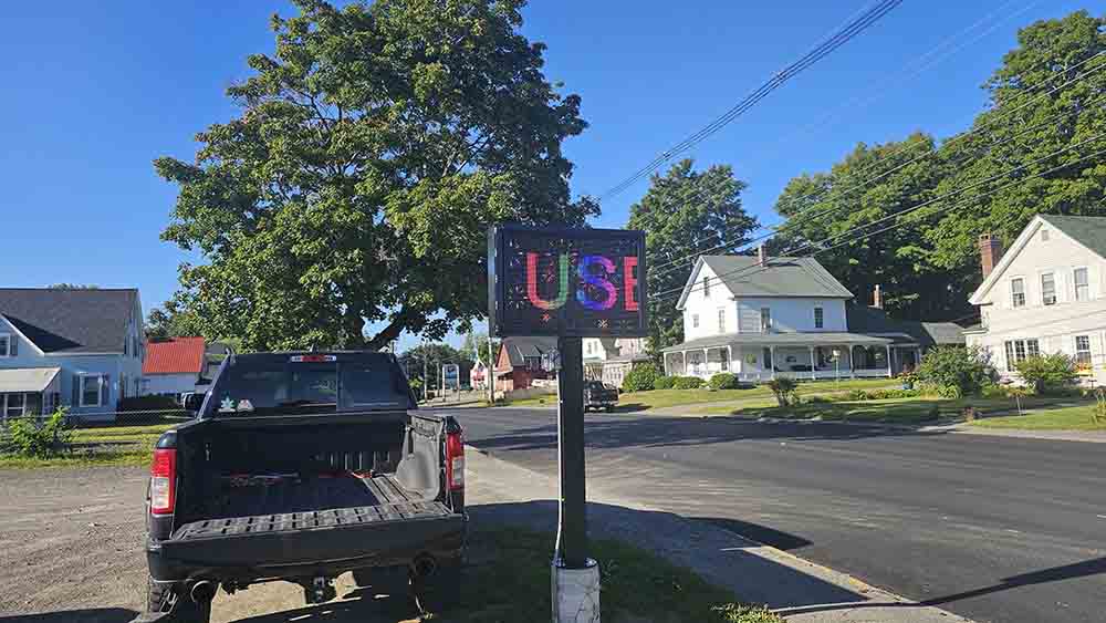 Outdoor LED Billboard – Waterproof RGB LED Screen for Gas Station and Church Signage | Leadleds